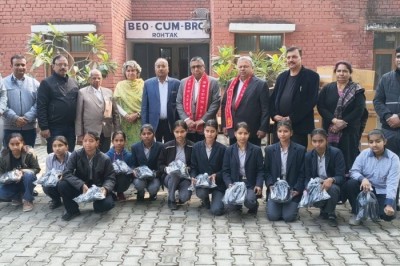 Maharaja Agrasen Sewa Sadan Trust distributed 700 pairs of shoes to students from government schools across Rohtak